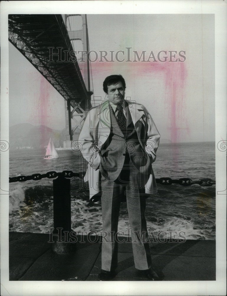 1976 Press Photo Paul Sorvino stuck  Bert D&#39;Angelo - Historic Images