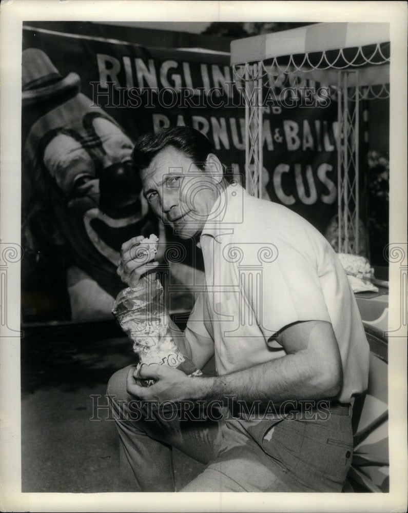 1963 Press Photo Jack Palance Actor Greatest Show Earth - Historic Images