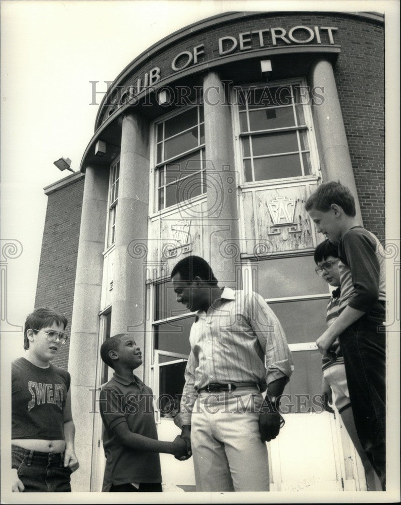 1987 Press Photo The Boys Club on Livenois Ave. - Historic Images