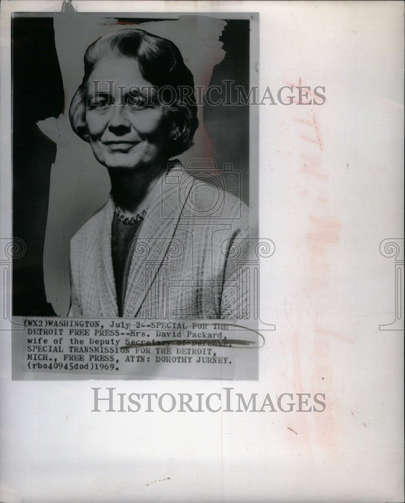 1969 Press Photo Mrs. David packard wife - Historic Images