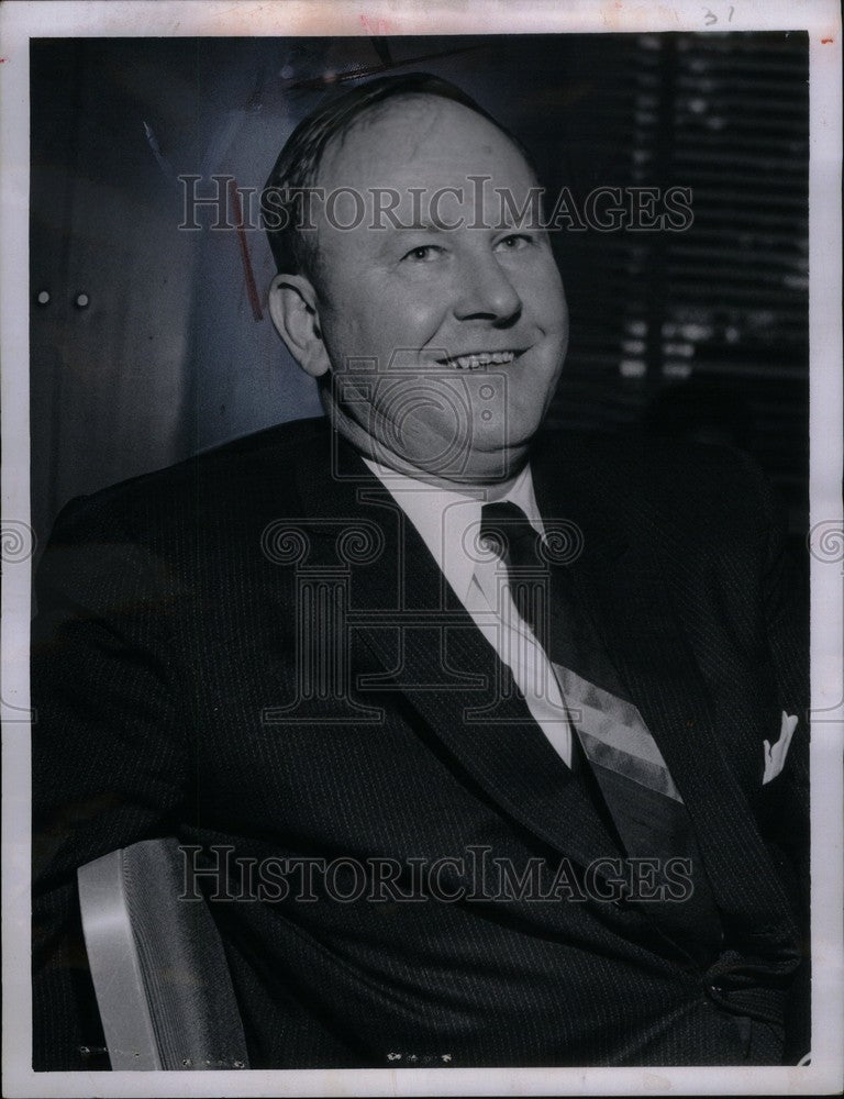 1960 Press Photo Vance Packard American journalist - Historic Images