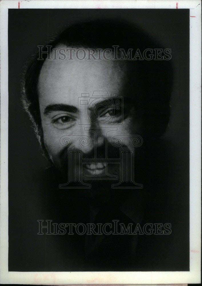 1981 Press Photo Bill Pace WTVS PBS Latenight Producer - Historic Images