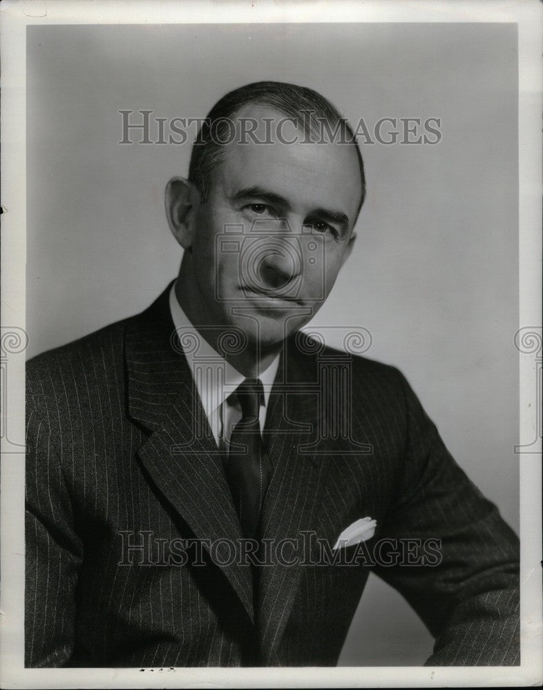 1958 Press Photo Frank Pace,JR. President General - Historic Images