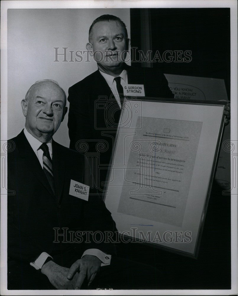 1964 Press Photo John Shively Knight - Historic Images