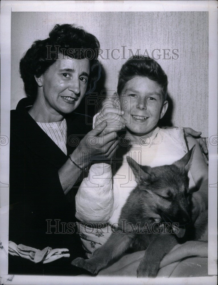 1962 Press Photo Everett Knowles Jr. - Historic Images