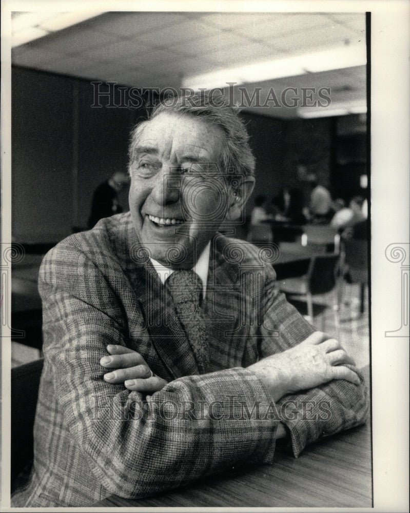 1987 Press Photo Lester Schweitzer - Historic Images