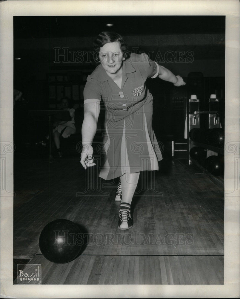 1941 Dorothy Miller - Historic Images