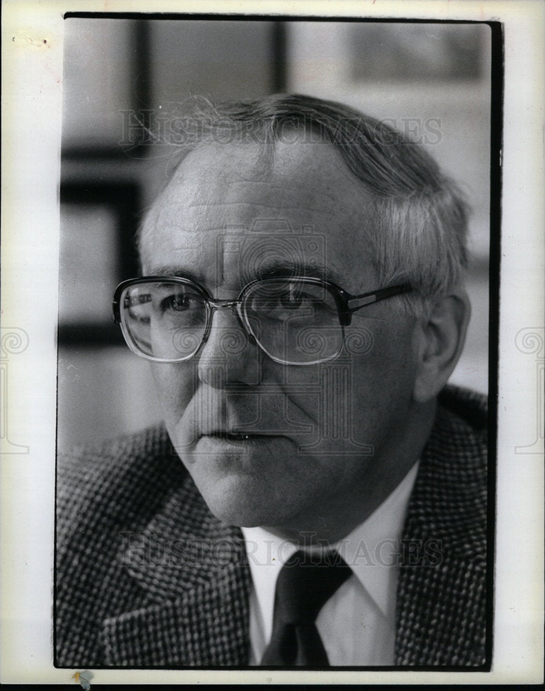 1984 Press Photo RICHARD BARRON Michigan Bell President - DFPD18757- Historic Images