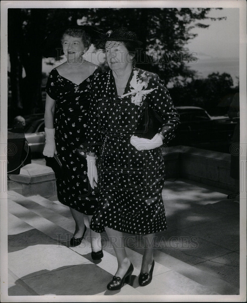 1957 Press Photo MRS. WALTER BRIGGS - Historic Images