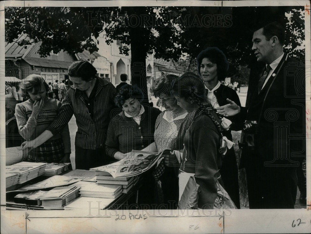 1962 Sestroretsk Leningrad American journal - Historic Images