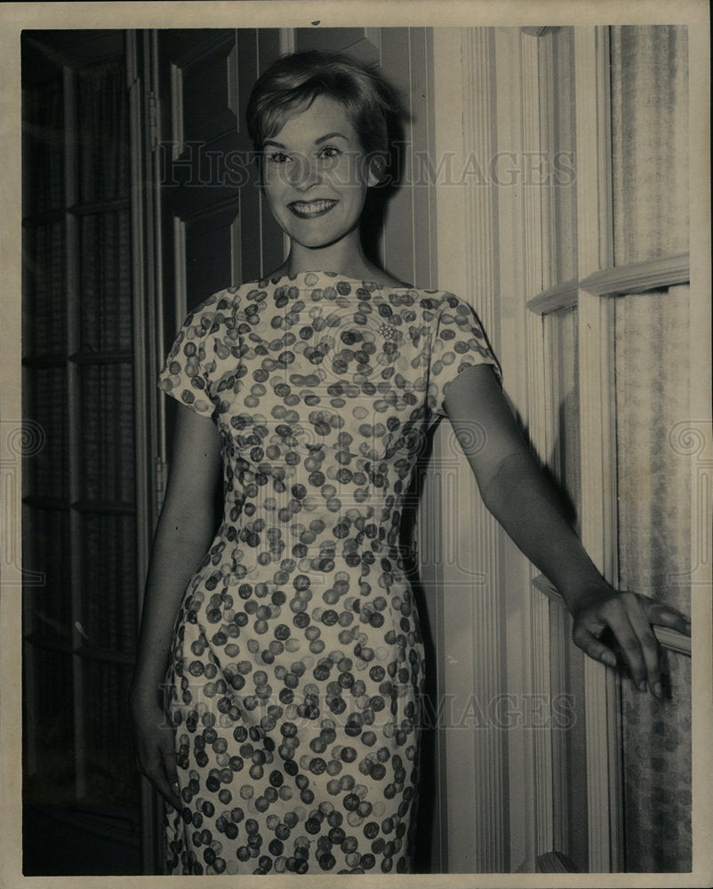 1960 Glorid Bactt Contestant Miss Detroit. - DFPD62353 - Historic Images