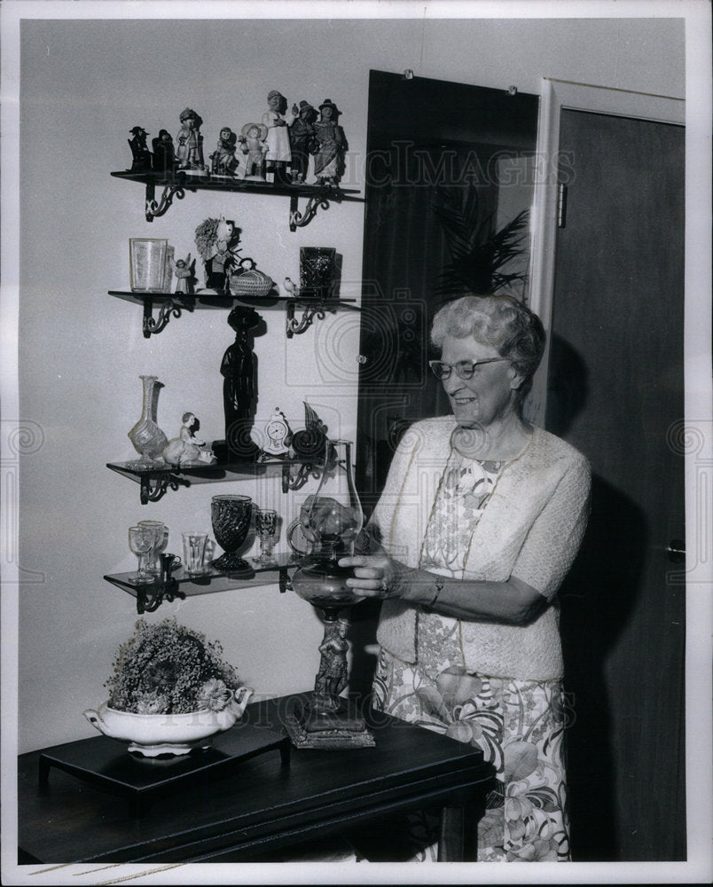 1972 Press Photo Dr. Ruth Strohschein - Historic Images