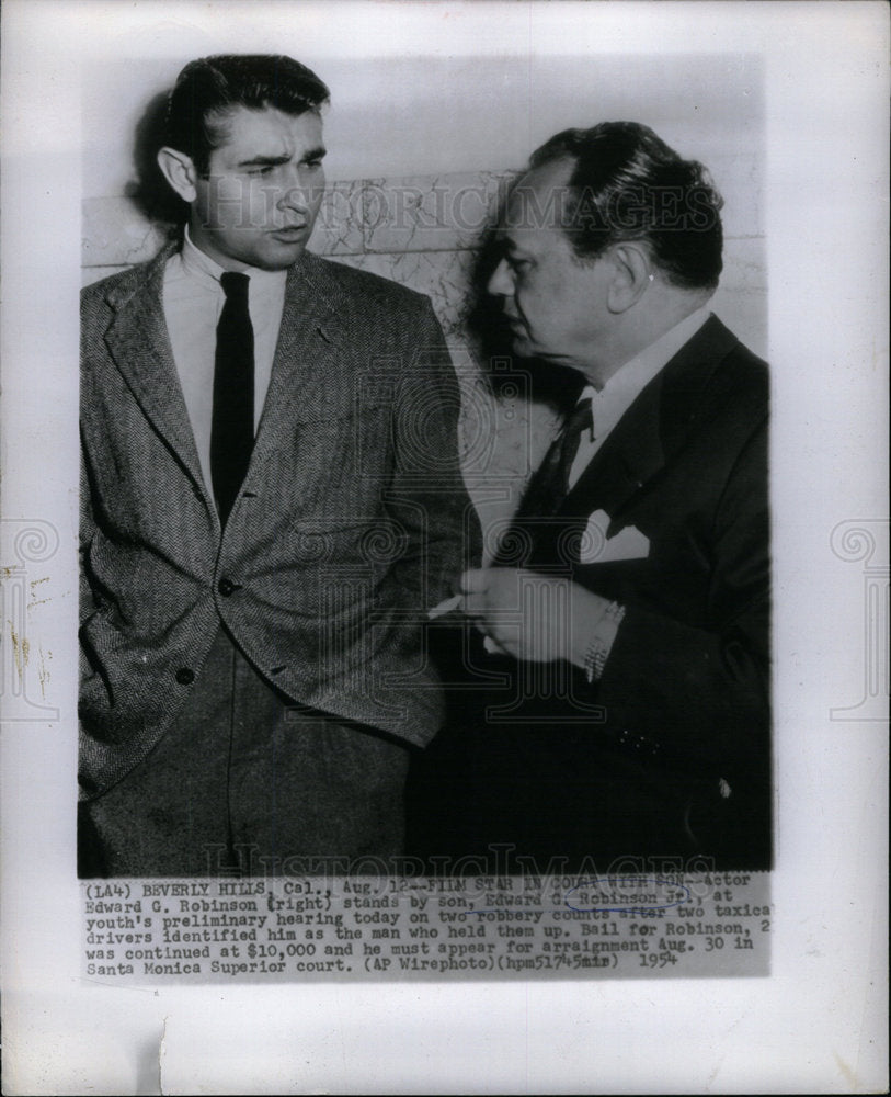 1954 Press Photo Edward Robinson Robbery Court Father - Historic Images