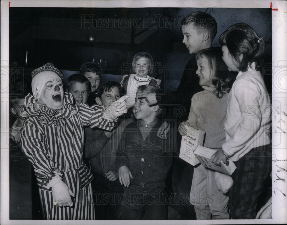 1965 Press Photo Shrine Circus- Historic Images