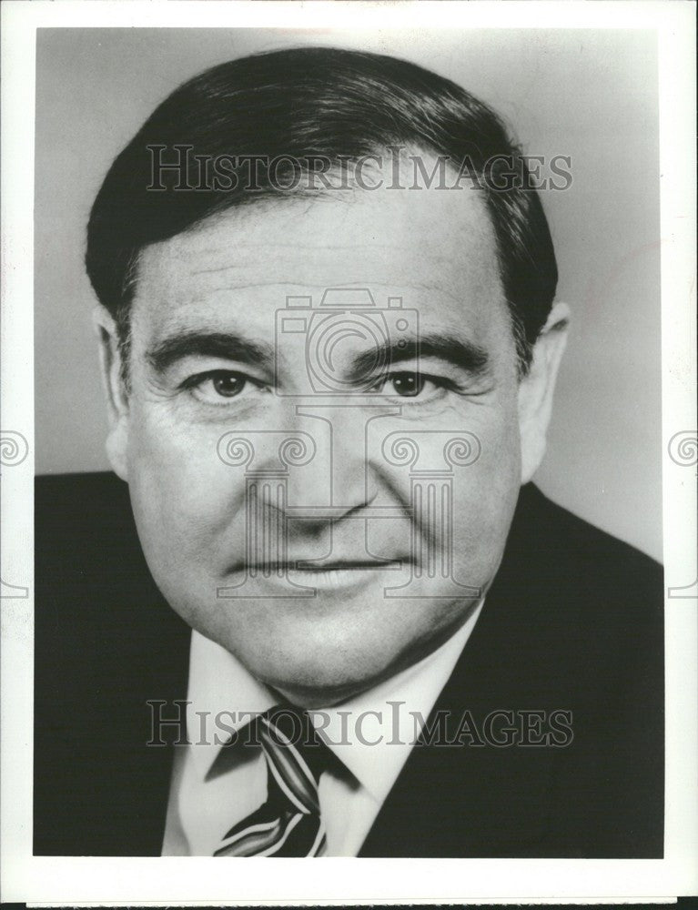 1985 Press Photo CBS News Correspondent Ike Pappas - Historic Images