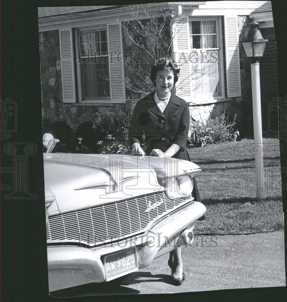 1960 Press Photo William Newberg Mrs. - Historic Images