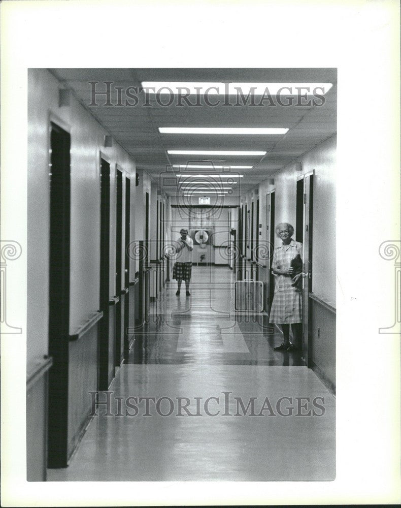 1985 Press Photo Arnold Nursing Home - Historic Images