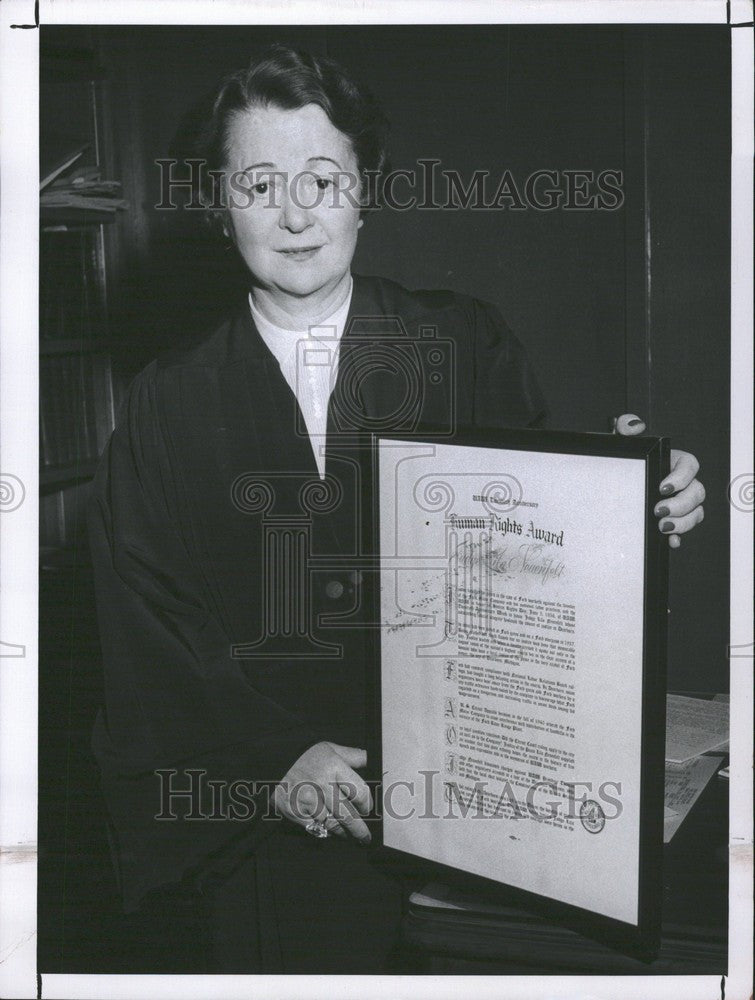 1957 Press Photo Lila M Neues UAW - Historic Images