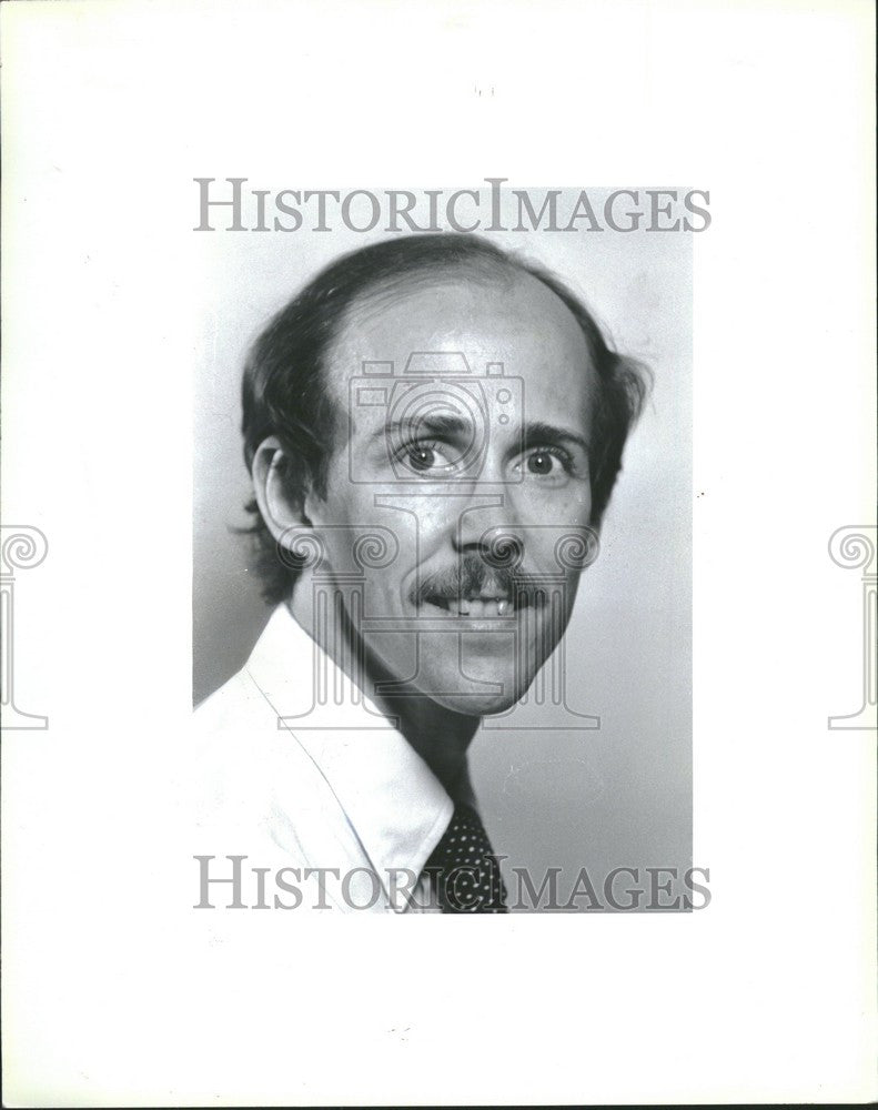 1990 Press Photo Jim Neubacher Challenger to all - Historic Images