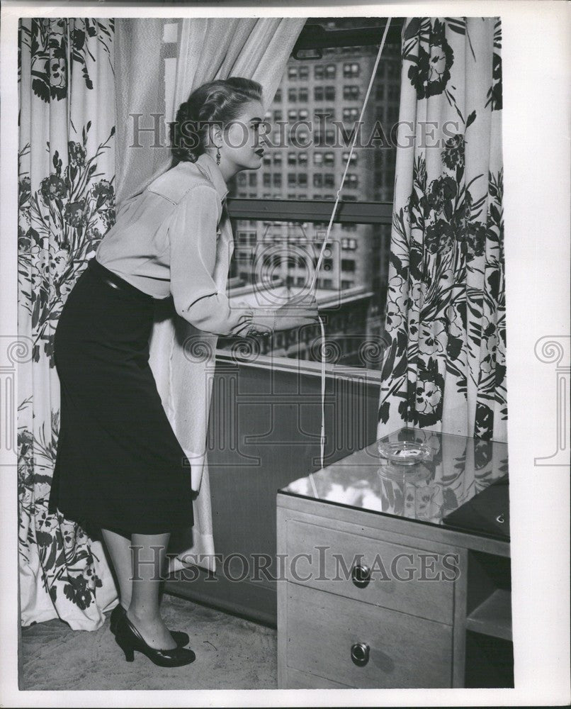 1953 Press Photo Lori Nelson - Historic Images