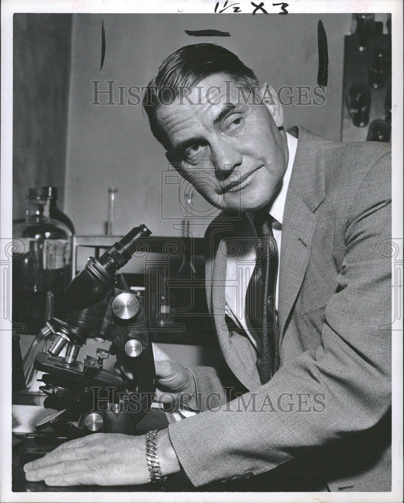 1956 Press Photo Dr.Harry N.Nelson Hope Cancer - Historic Images