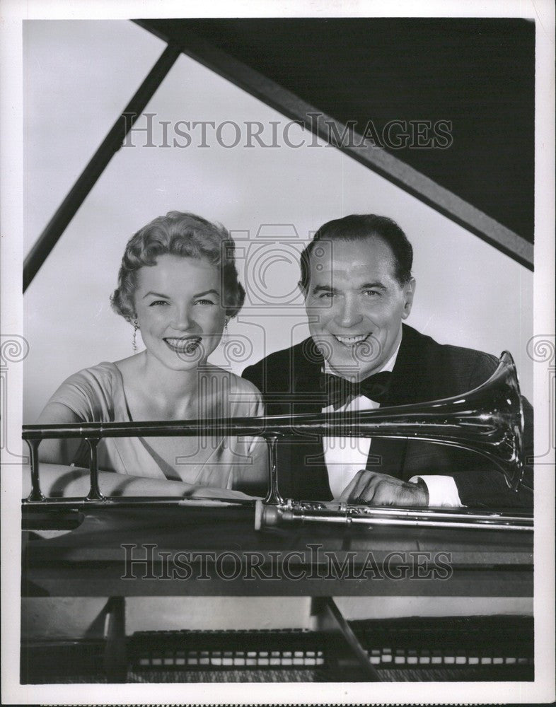 1956 Press Photo Helen O&#39;Connell &amp; Russ Morgan CBS - Historic Images