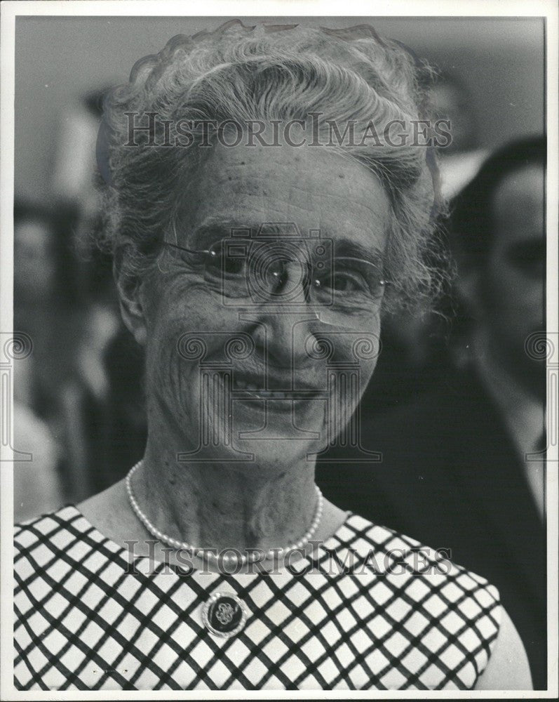 Press Photo Katherine Ogden retired head mistress - Historic Images