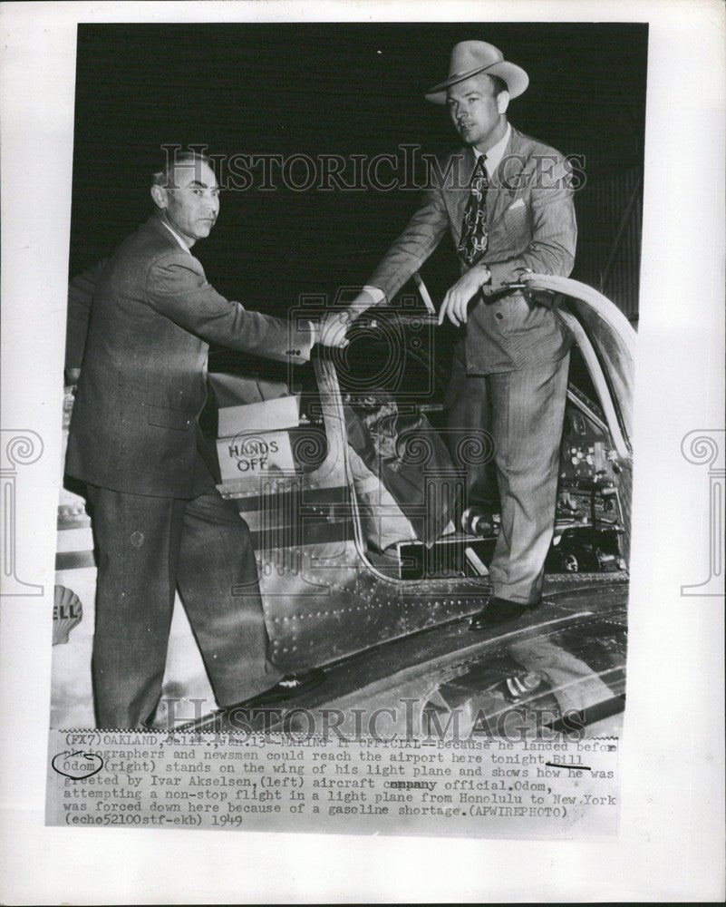 1949 Press Photo Bill Odom Ivar Akselsen - Historic Images