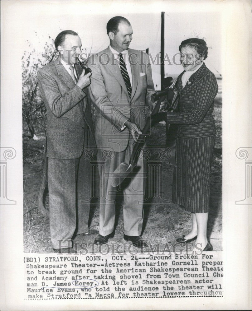 1954 Press Photo Katharine Cornell Actress James Morey - Historic Images