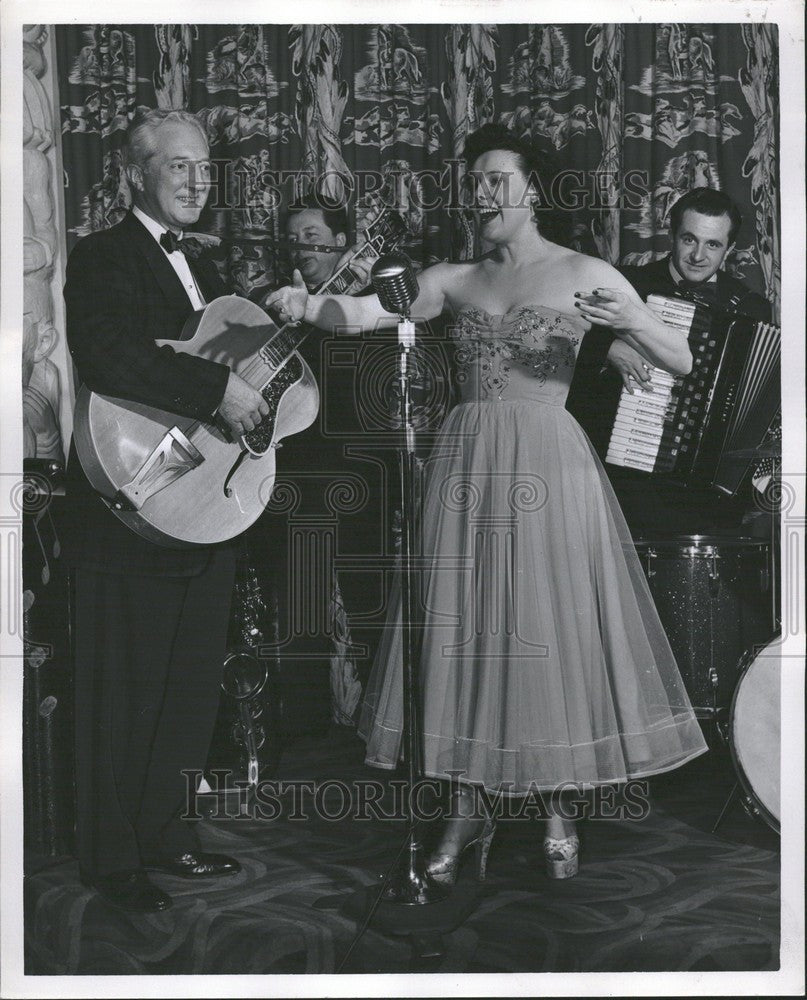 1951 Press Photo Julie O'Brien - Historic Images
