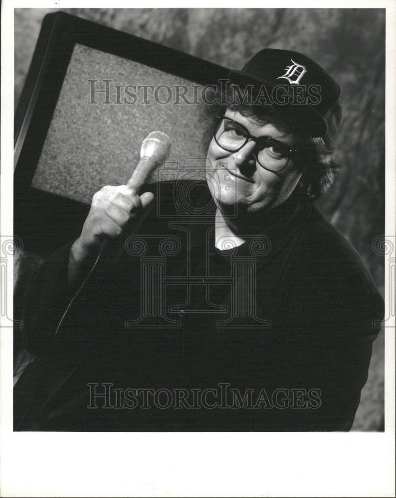 1994 Press Photo Michael Moore filmmaker author - Historic Images