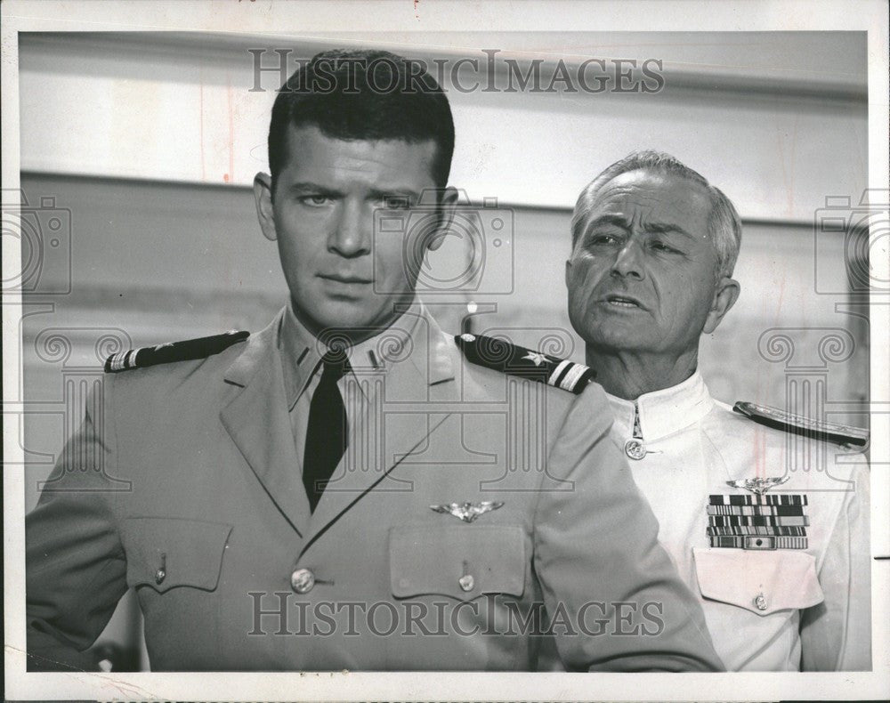 1965 Press Photo Robert Reed Actor - Historic Images