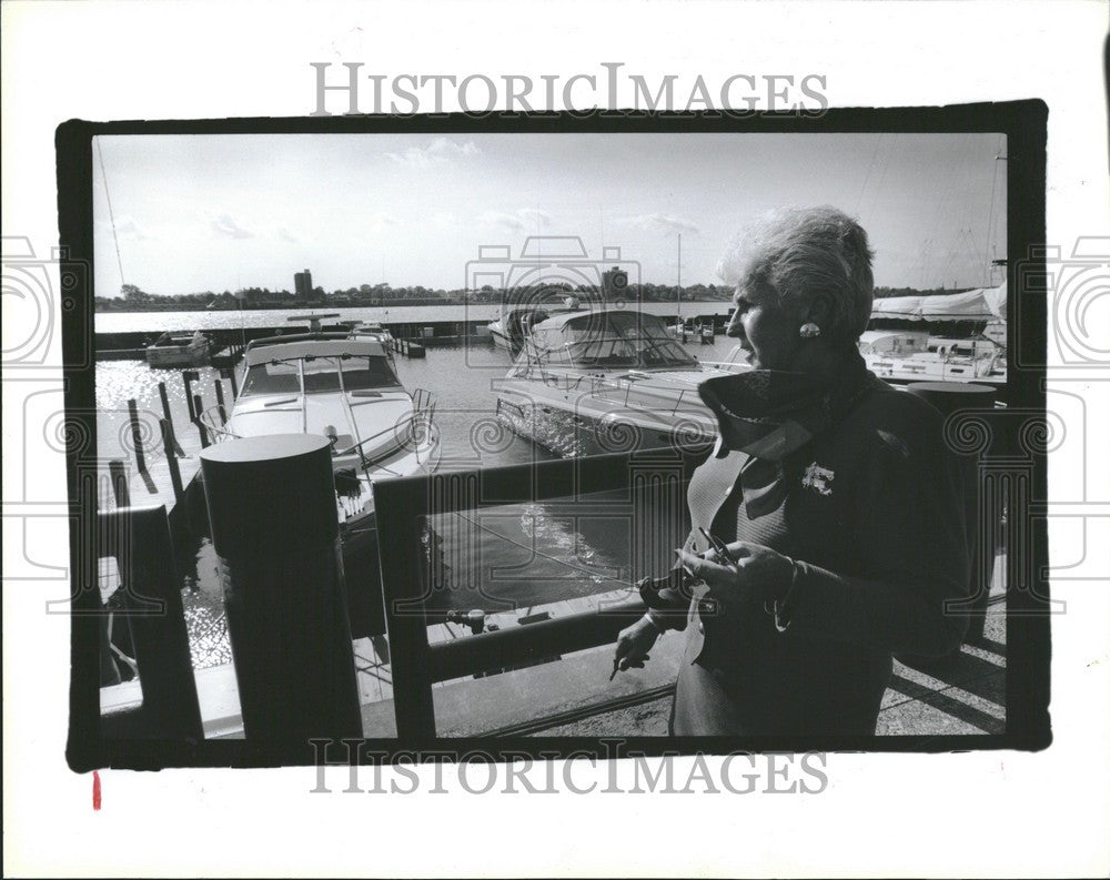 1990 Press Photo JUNE REESMAN - Historic Images