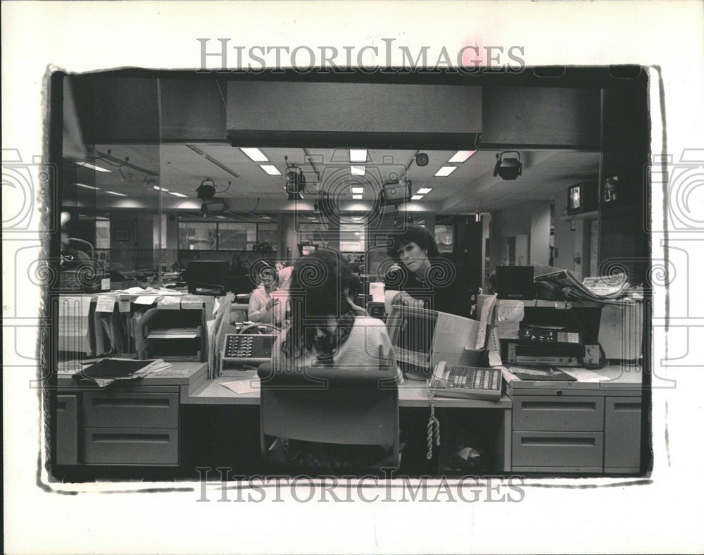 1989 Press Photo Margie Reedy WDIV 4 Detroit Anchor - Historic Images