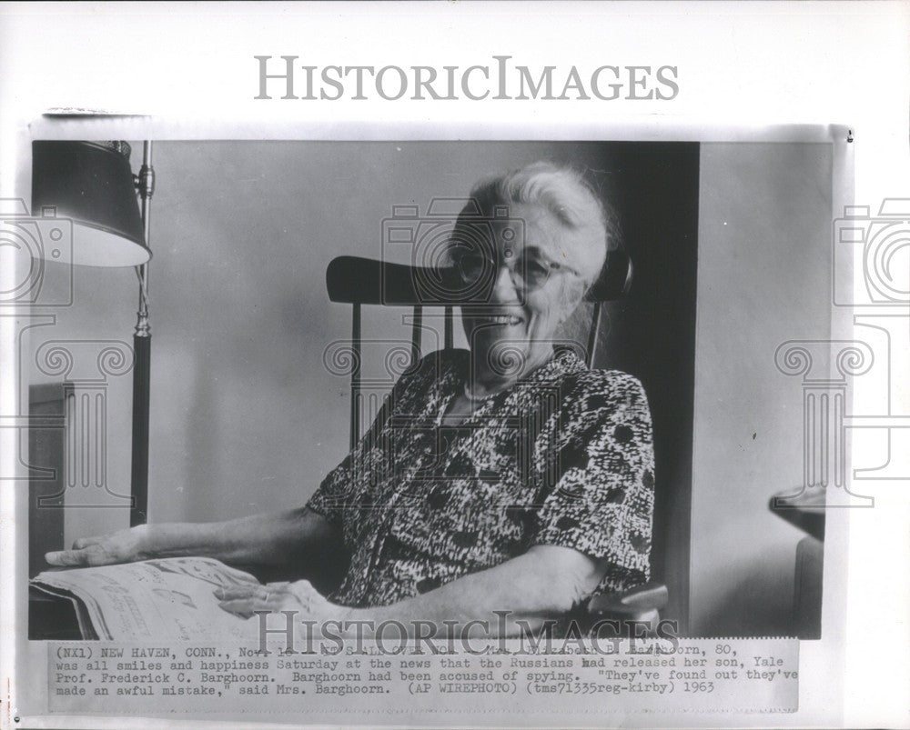 1963 Press Photo Mrs. Elizabeth B. Barghoorn - Historic Images