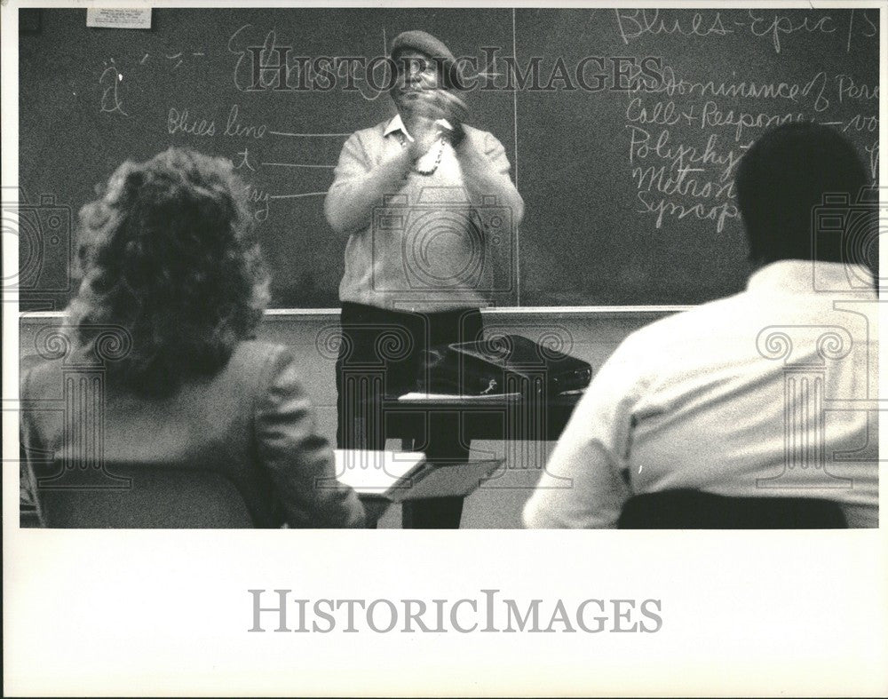 1983 Press Photo Eugene Redmond professor poet residenc - Historic Images