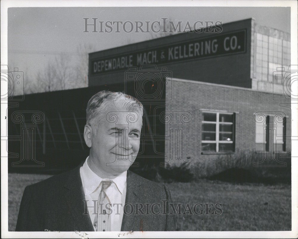 1961 Press Photo Peter Will Salmen Mach. &amp; Kellering Co - Historic Images