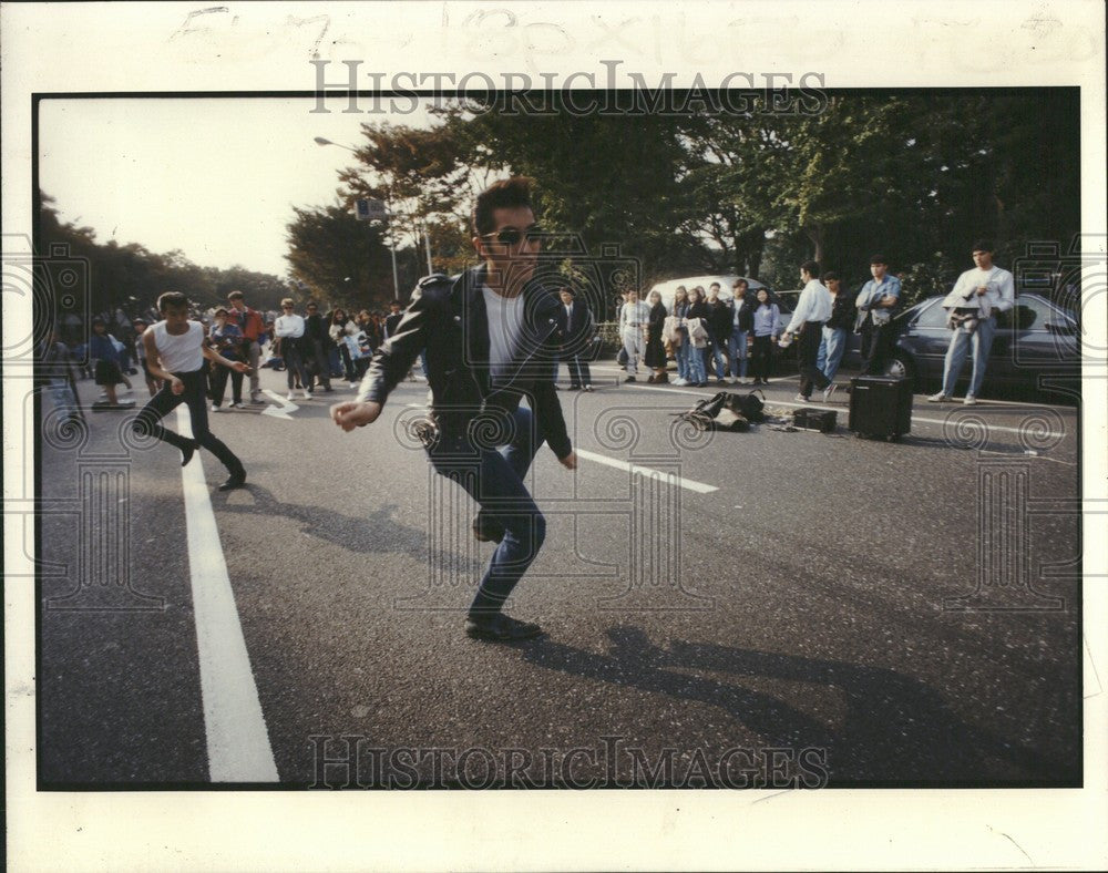 1991 Press Photo Japan Beyond bashing (series 1991) - Historic Images