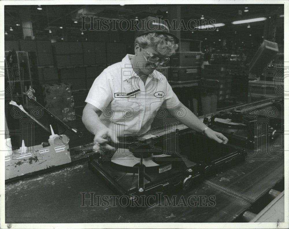 1991 Press Photo Nippondenso Manufacturing USA - Historic Images