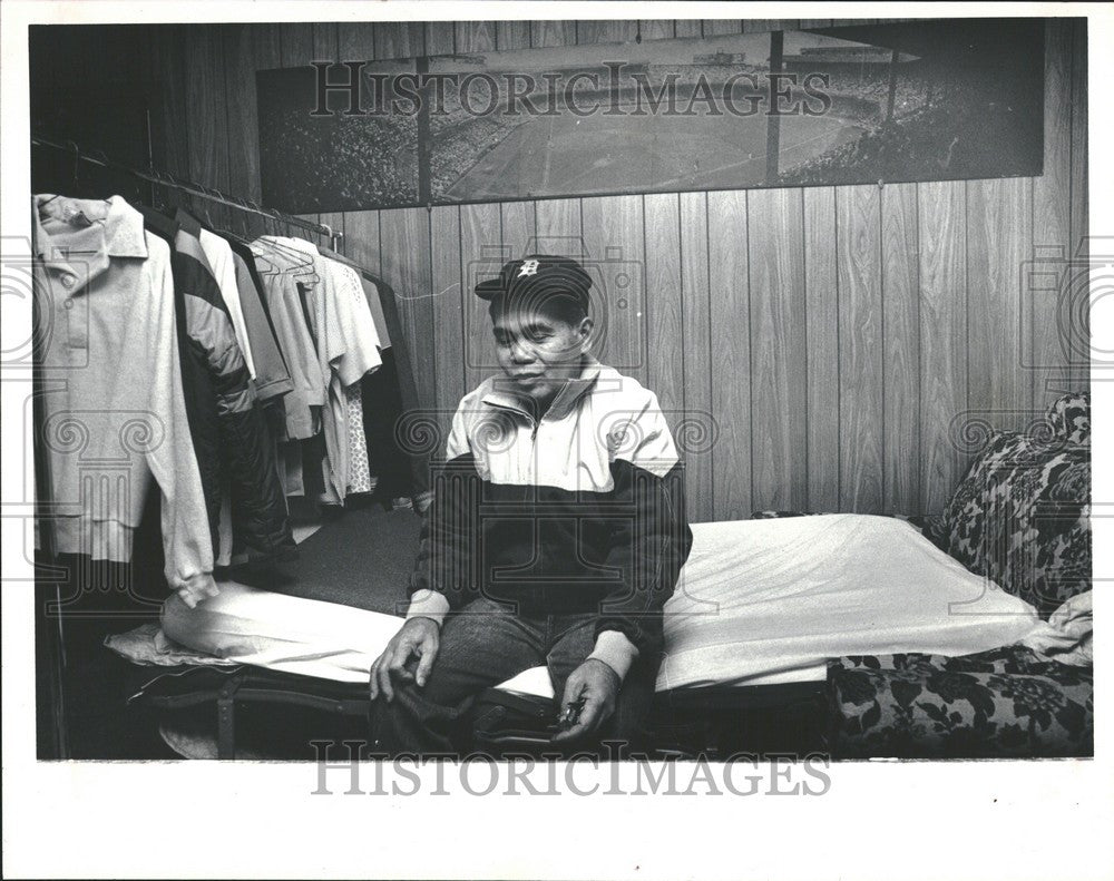1983 Press Photo Domingo Pancho Tiger Stadium employee - Historic Images