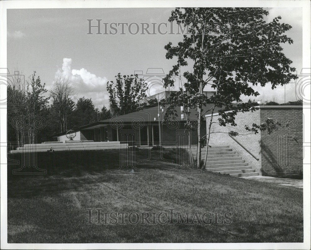 Press Photo Northwood Institute - Historic Images