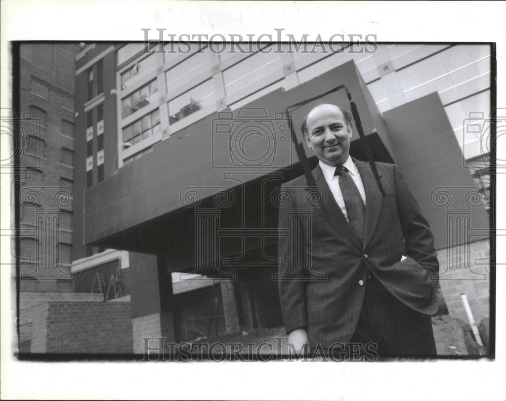 1991 Press Photo Jim Papas Greektown Atheneum hotel - Historic Images