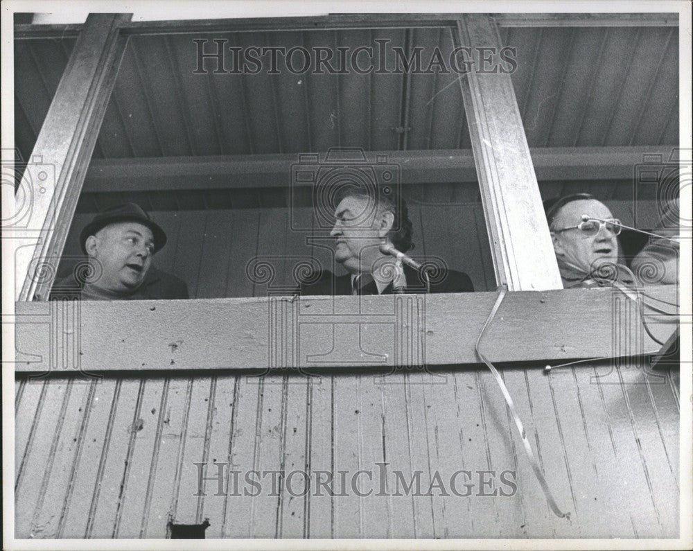 1971 Press Photo Van Patrick American sportscaster - Historic Images