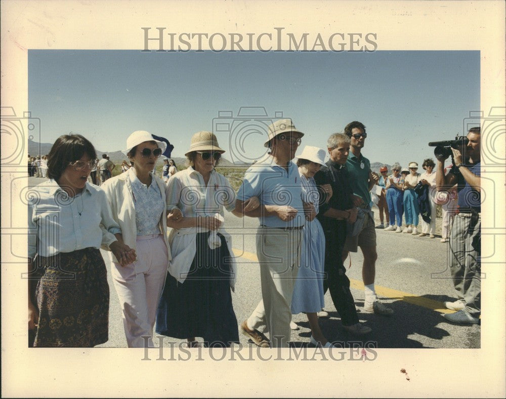 1987 Press Photo Mary Carry Bill faith hope kingdom our - Historic Images