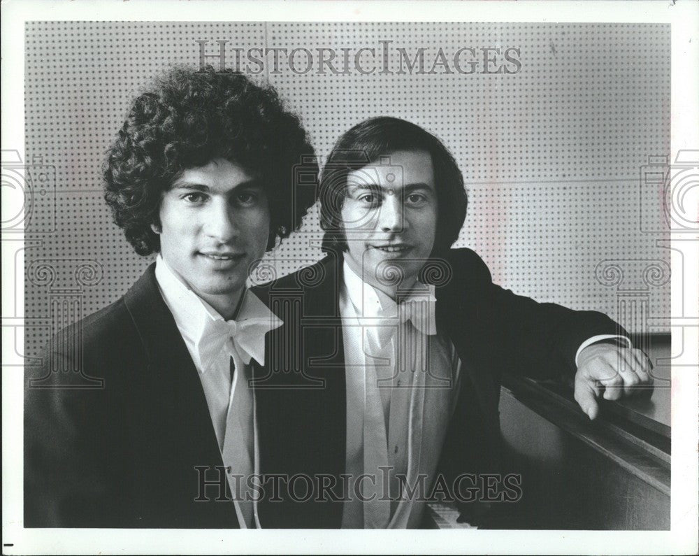 1982 Press Photo Paratore Brothers Anthony Joseph Tone - Historic Images