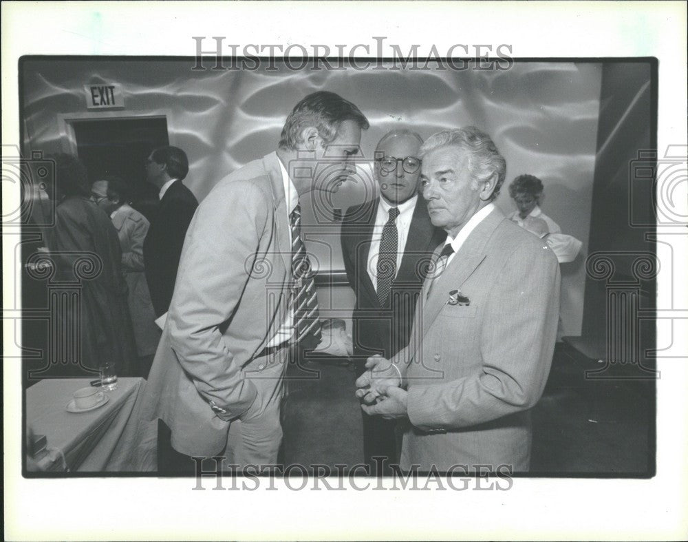 1986 Press Photo ALLEN GANNETT chairman Gannett - Historic Images