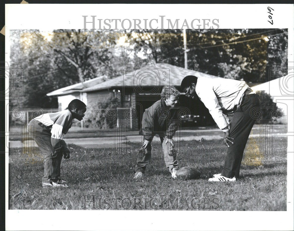 Press Photo Oak Park - Revies the new mix. - Historic Images