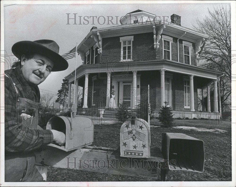 1977 Press Photo William Hamilton - Historic Images