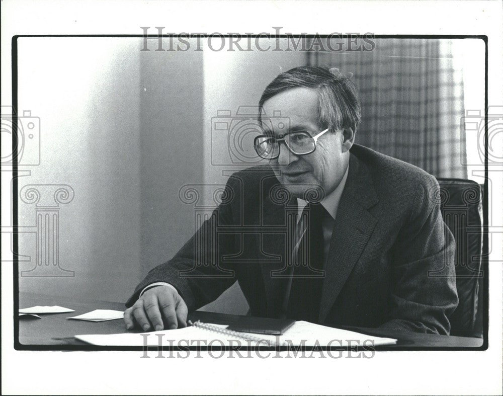 1982 Press Photo Bill Sandy  Sandy  Corp - Historic Images