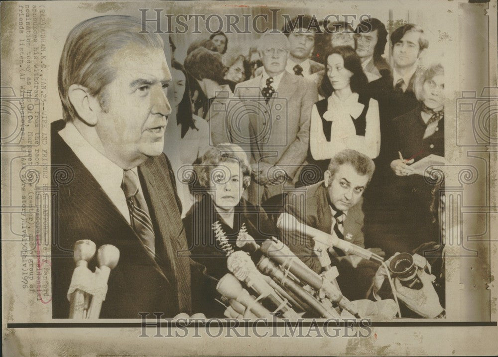 1976 Press Photo Perry Sanford Margaret Rose withdrawal - Historic Images